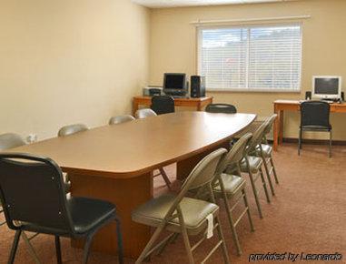 Quality Inn Гантінґтон Зручності фото